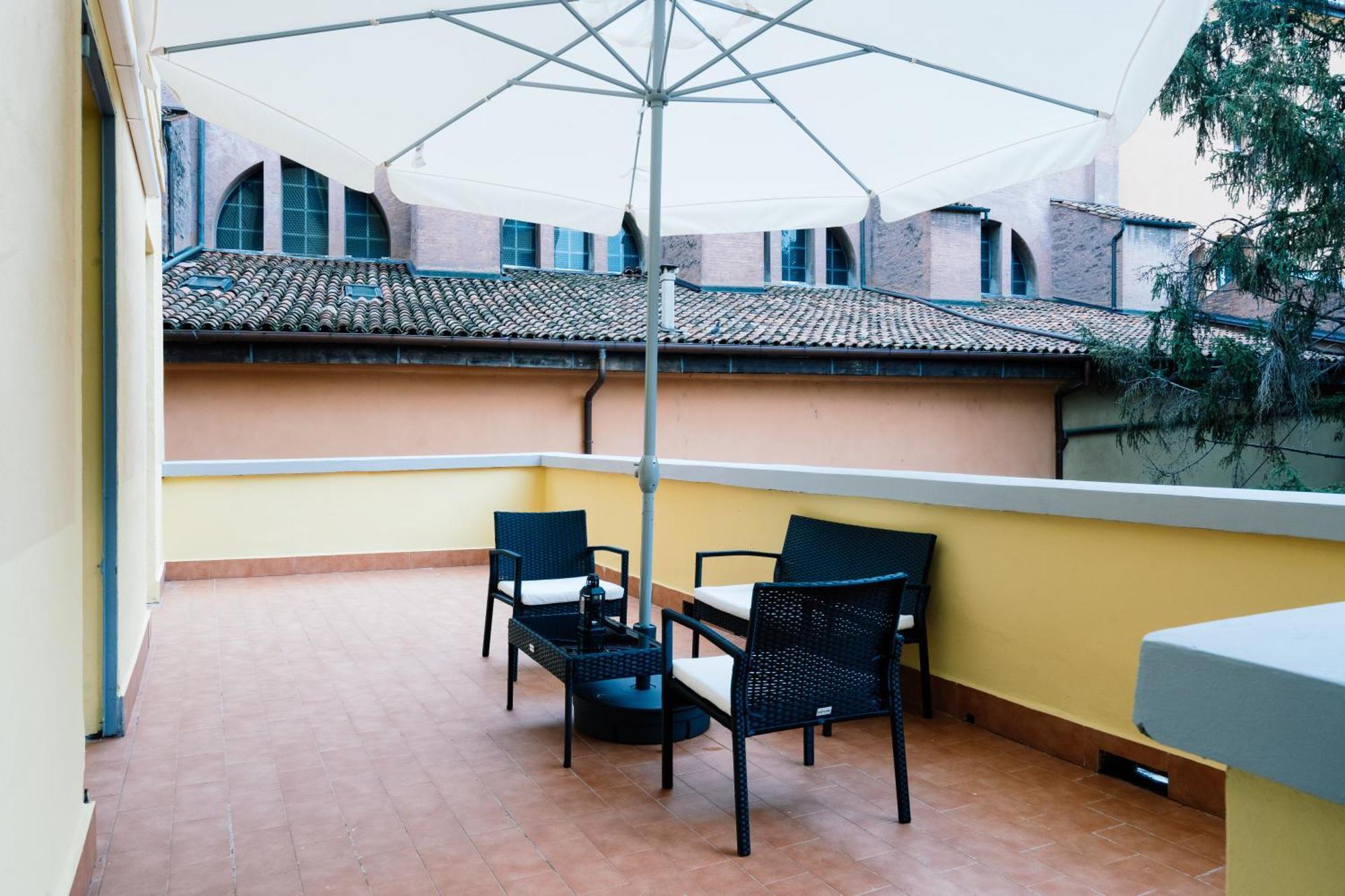 Indipendenza Mansion City Centre Bologna Esterno foto